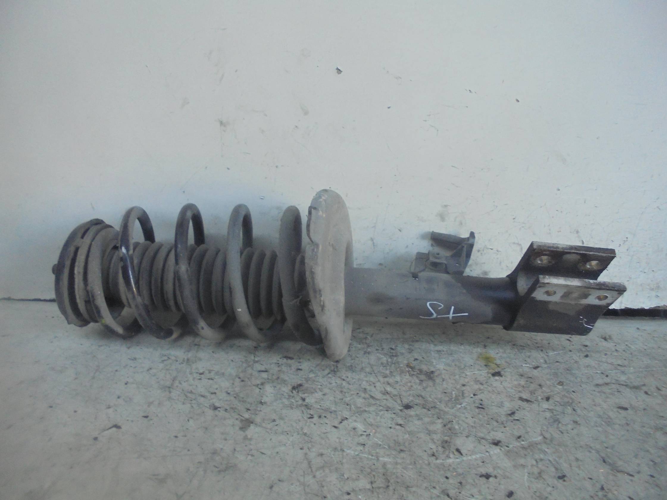 Ammortizzatore ant. sx.